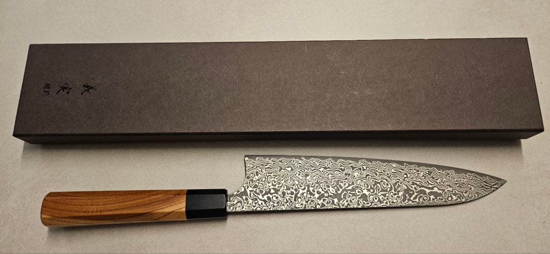 加藤 義実 Yoshimi Kato ダマスカス　vg10 牛刀　210