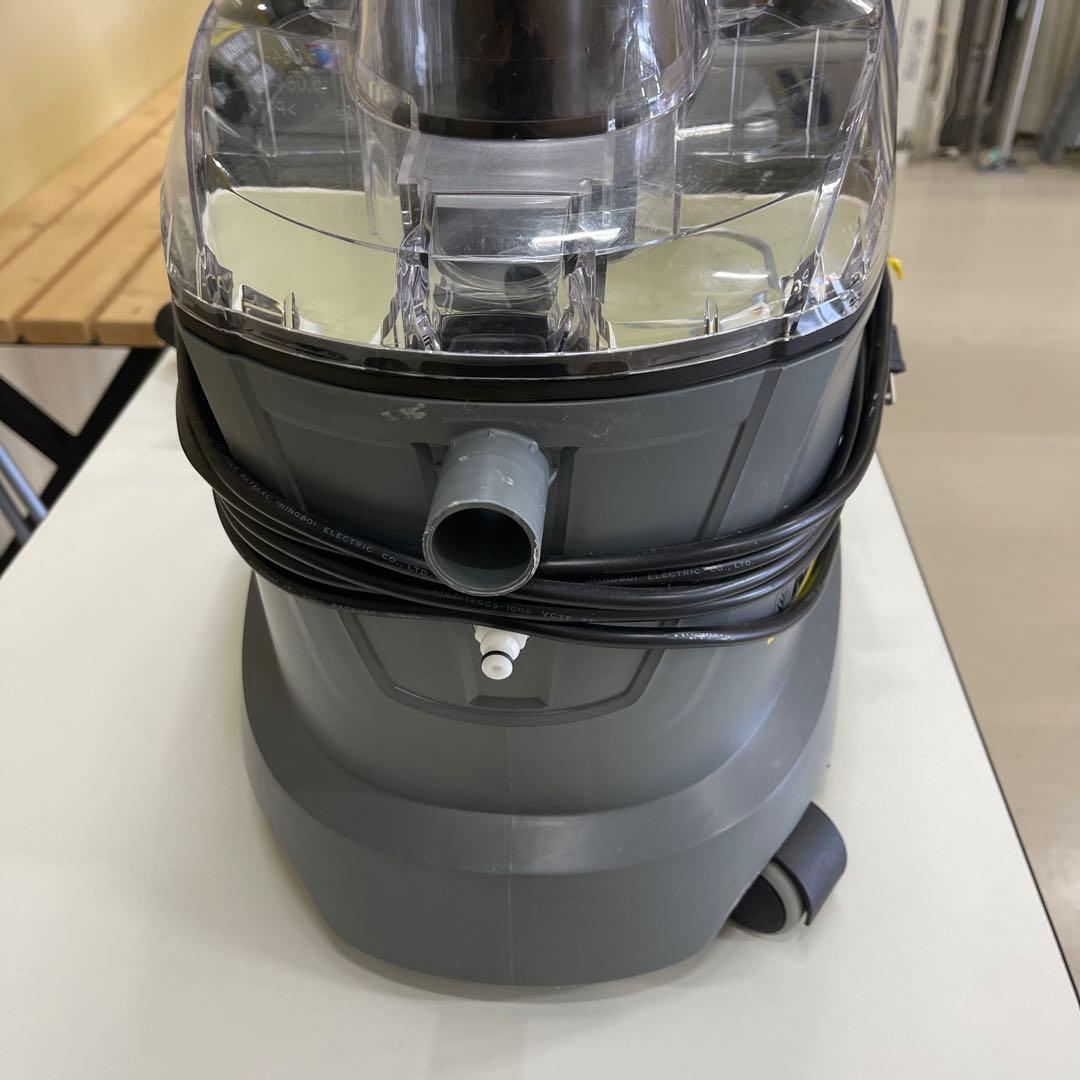 KARCHER Puzzi 8/1C プロフェッショナルリンサー　中古美品です。