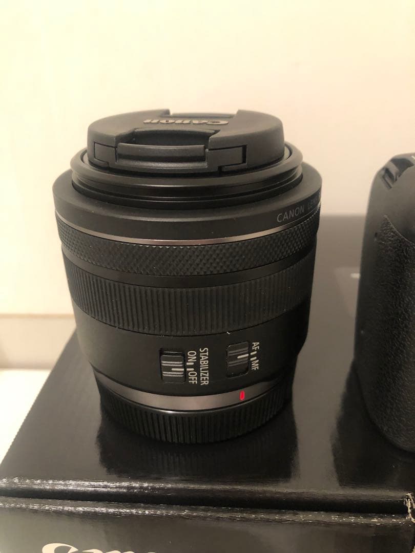 Canon EOS RP RF35 MACRO IS STMレンズキット展示品
