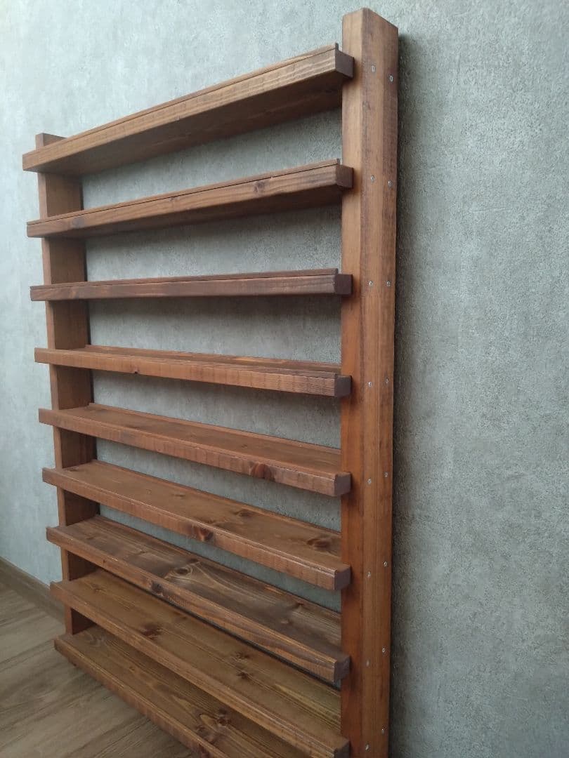 アンティーク塗装のトミカ プラレール収納棚 無垢材　ウォルナット塗装