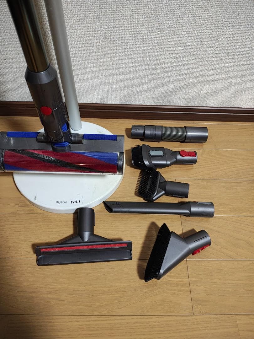 ダイソン★digital slim★SV18★バッテリー新品と同等★スタンド付1