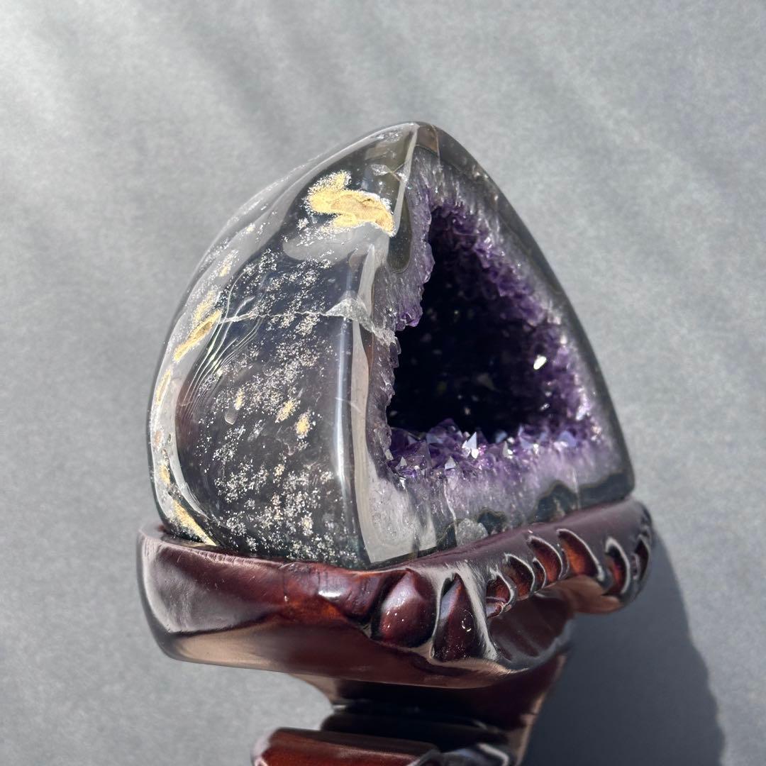 【高品質】ウルグアイ産❣️天然石 アメジストのドーム　置物　台座付きG.214