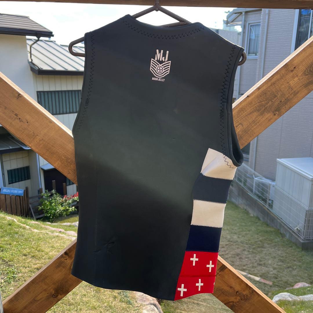 MoonJellyウェットスーツベスト
