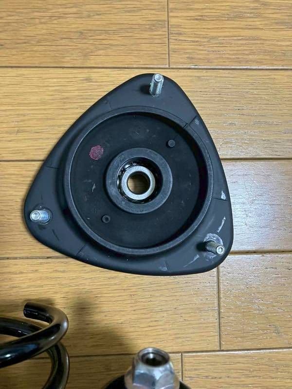 エ*０様 新車外し トヨタ純正 86 ZN6 後期 サスペンション1台分 ZC6