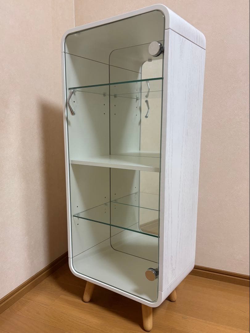 コレクションシェルフ