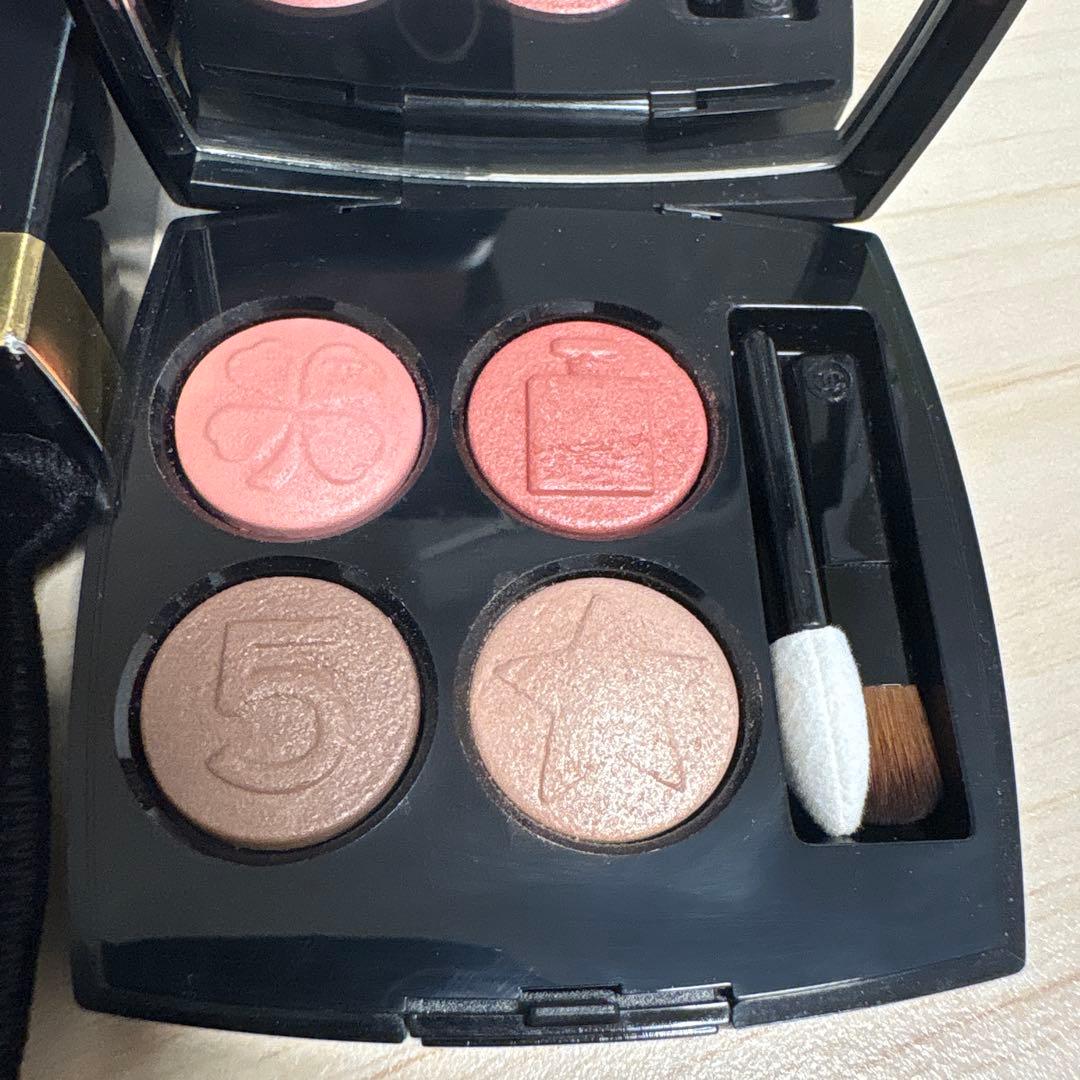 CHANEL シャネル レ キャトル オンブル ブトン 209ブトンマドモアゼル