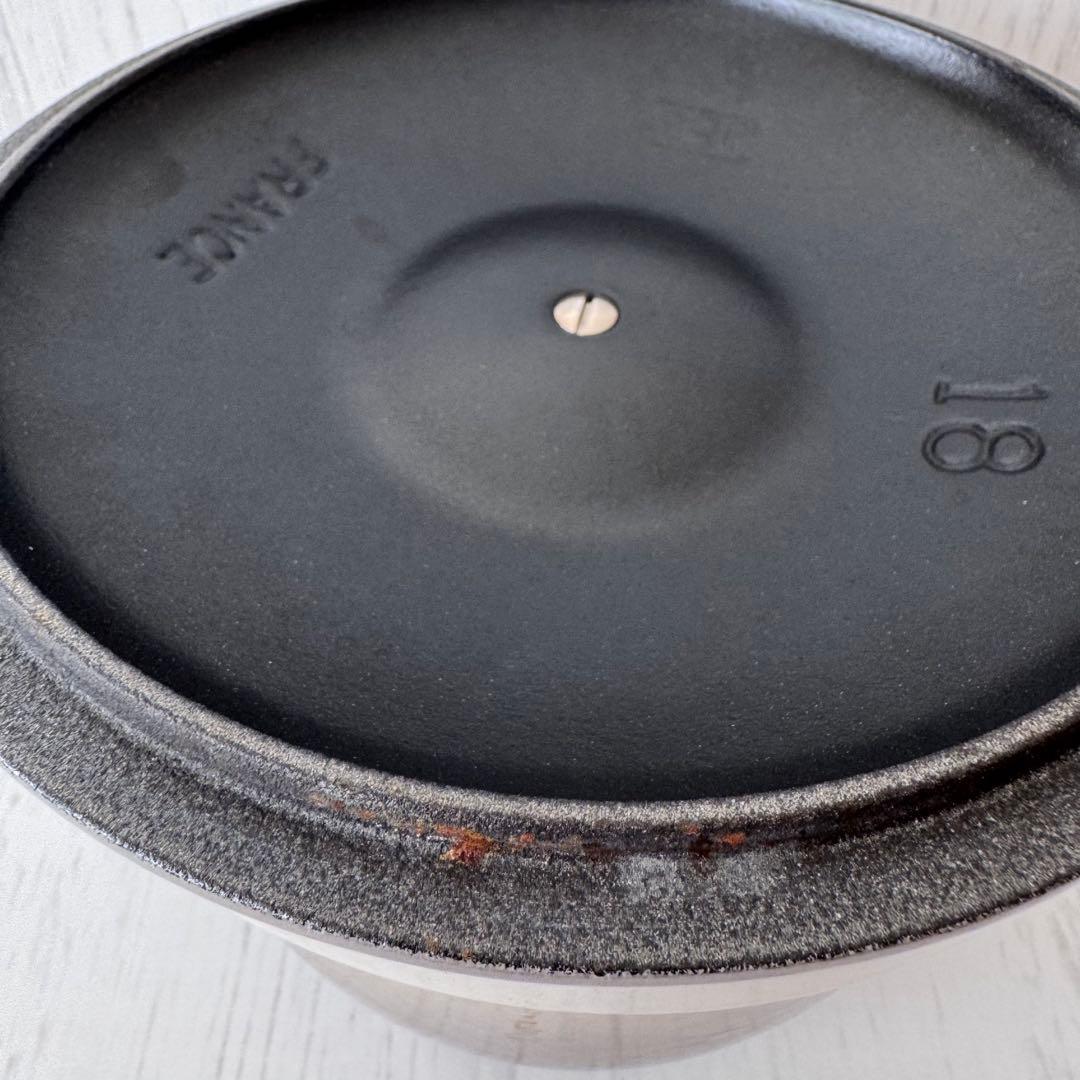 ル・クルーゼ ココットエブリィ18インナーリッド付き レアカラー ナツメグ