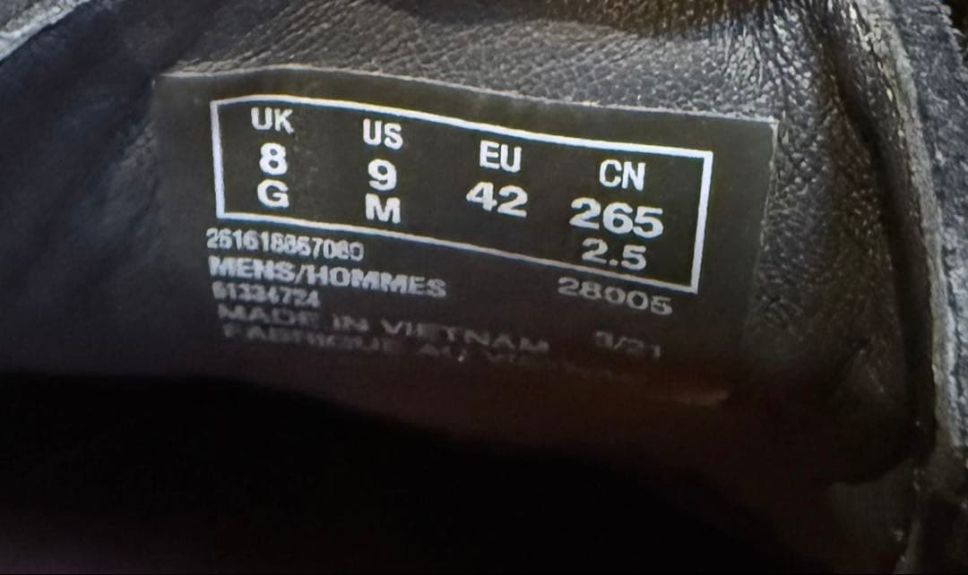 Clarks BEAMS別注 Wallabee GORE-TEX ダークネイビー