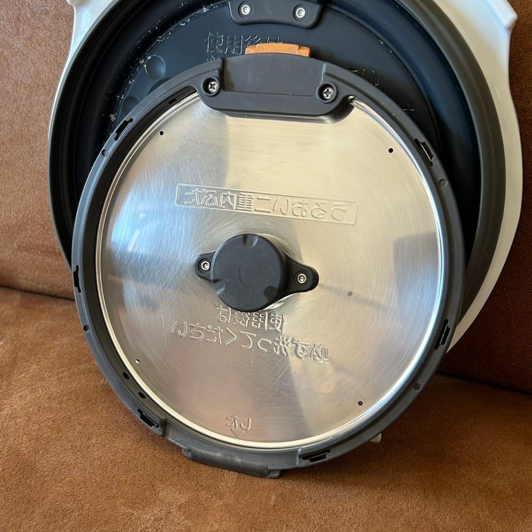 象印　炊飯器　南部鉄器 極め羽釜　型番：NW-AT10 の内釜のみ