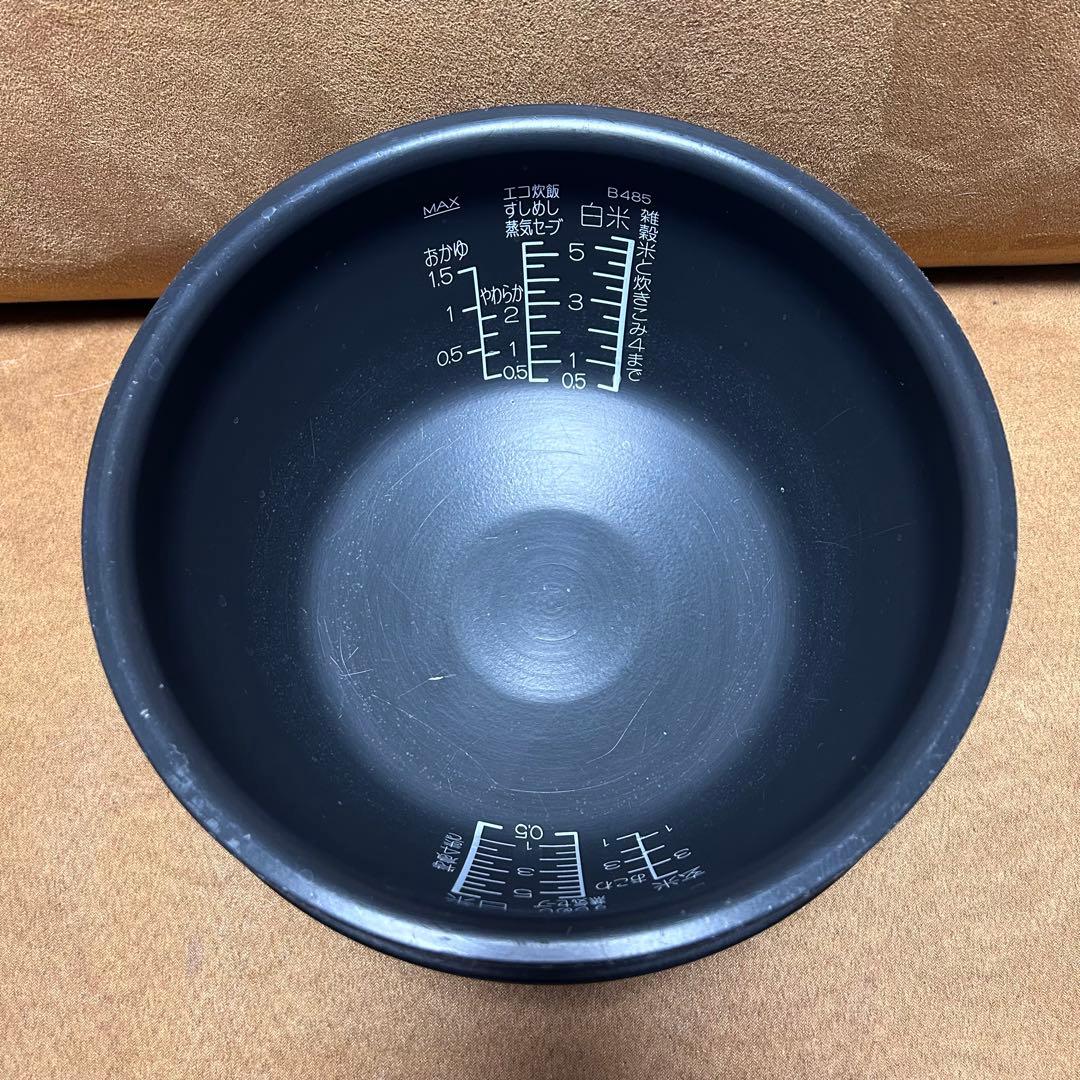 象印　炊飯器　南部鉄器 極め羽釜　型番：NW-AT10 の内釜のみ
