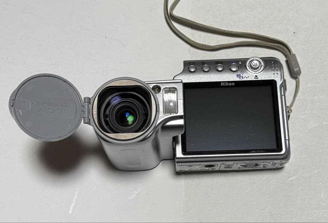 ニコン Nikon クールピクス COOLPIX S4