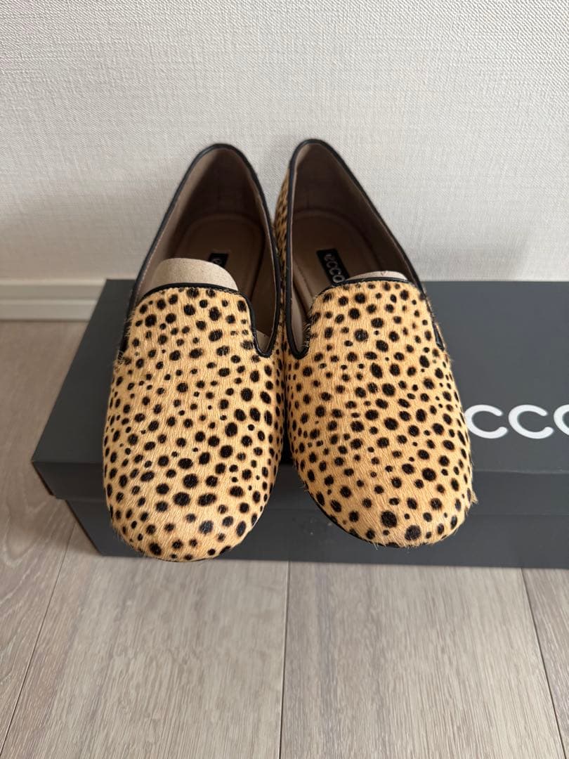 ecco レオパード柄 フラットシューズ
