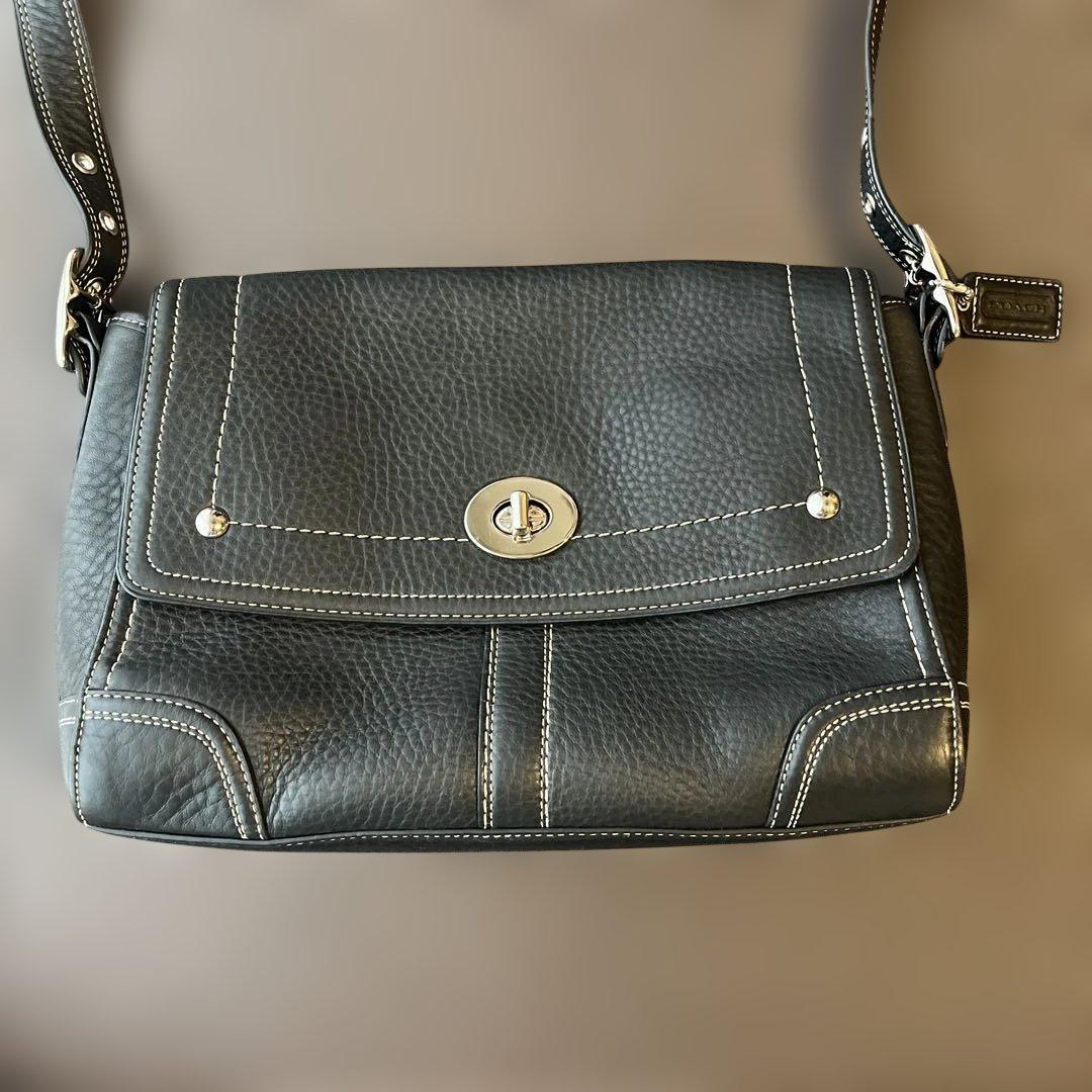 【新品】COACHコーチ ショルダーバッグ レザー 黒 ブラック F13957