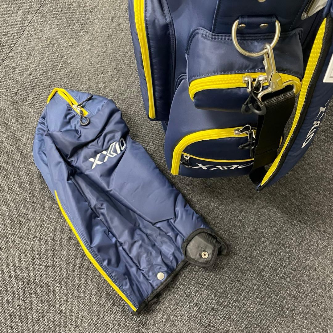 【新品】キャディバッグ 9.5型ゼクシオ GGC-21043i　ゴルフバッグ