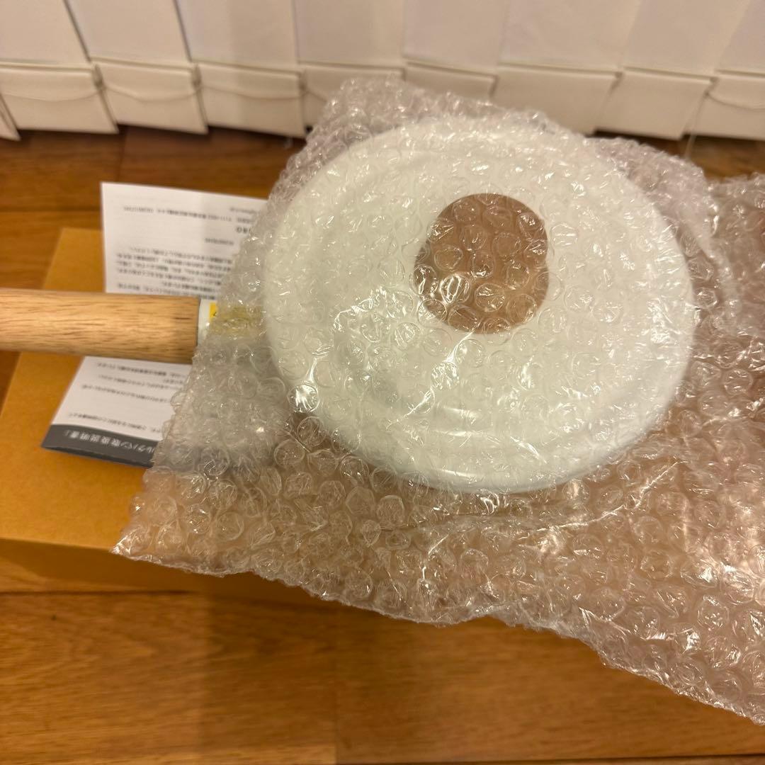 ファミリア　familiar ミルクパン　ホーロー　琺瑯　鍋　片手鍋　くま