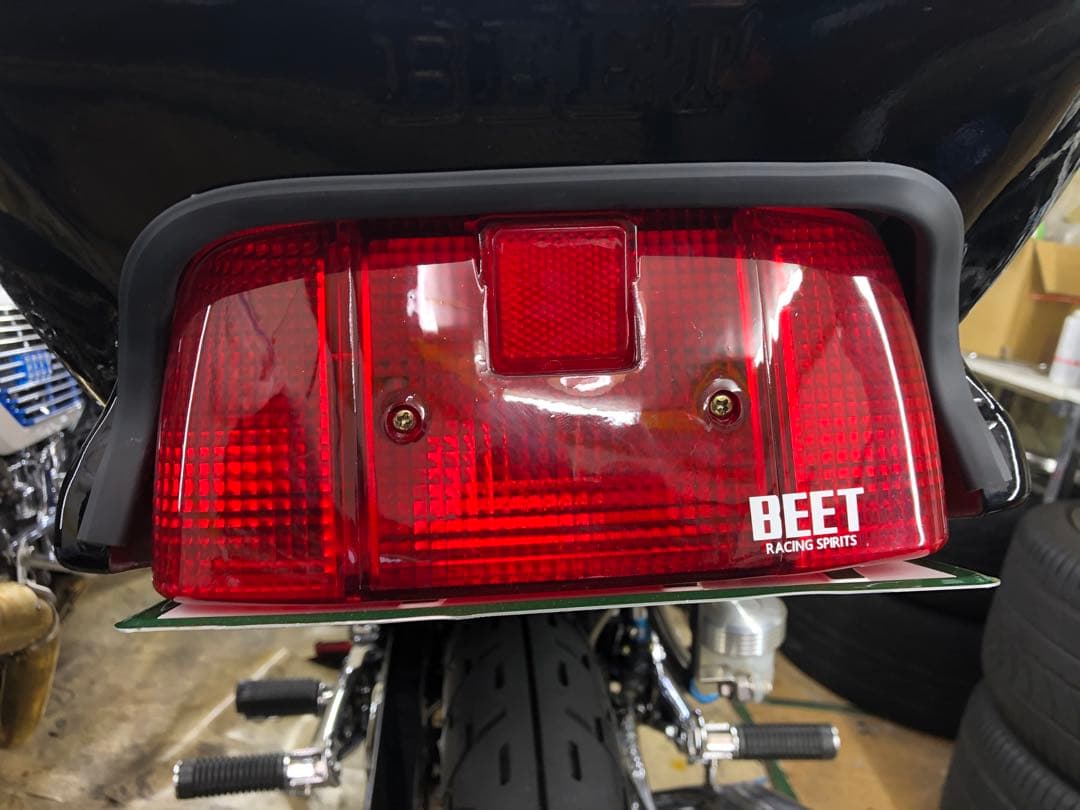 cbx400fビート風レッドテール