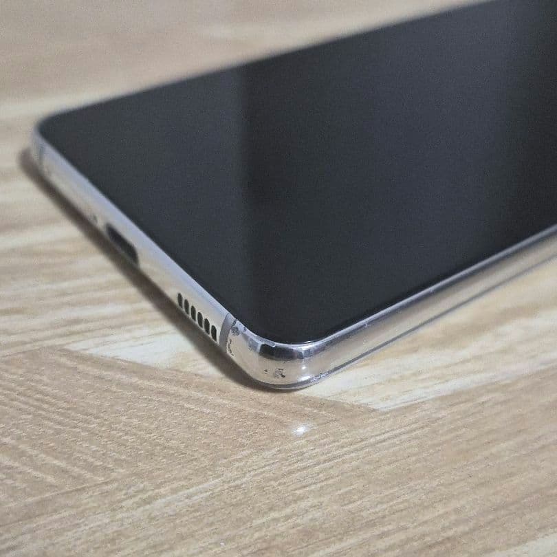 め*り様 Galaxy s21 5G 傷あり 中古 箱付き