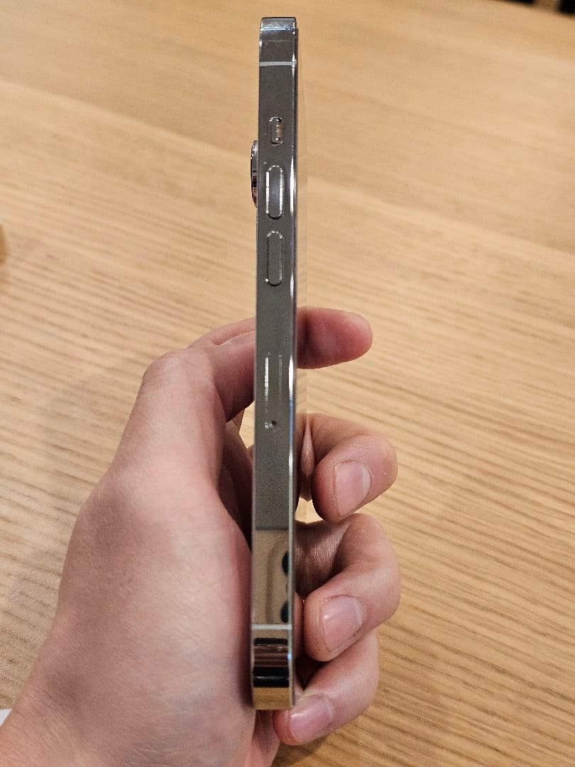 Apple iPhone 14 Pro シルバー128GB SIMフリー