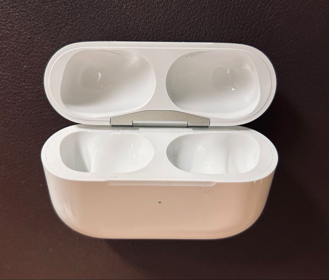 【超良品】 airpods pro 第2世代usb-C apple保証有