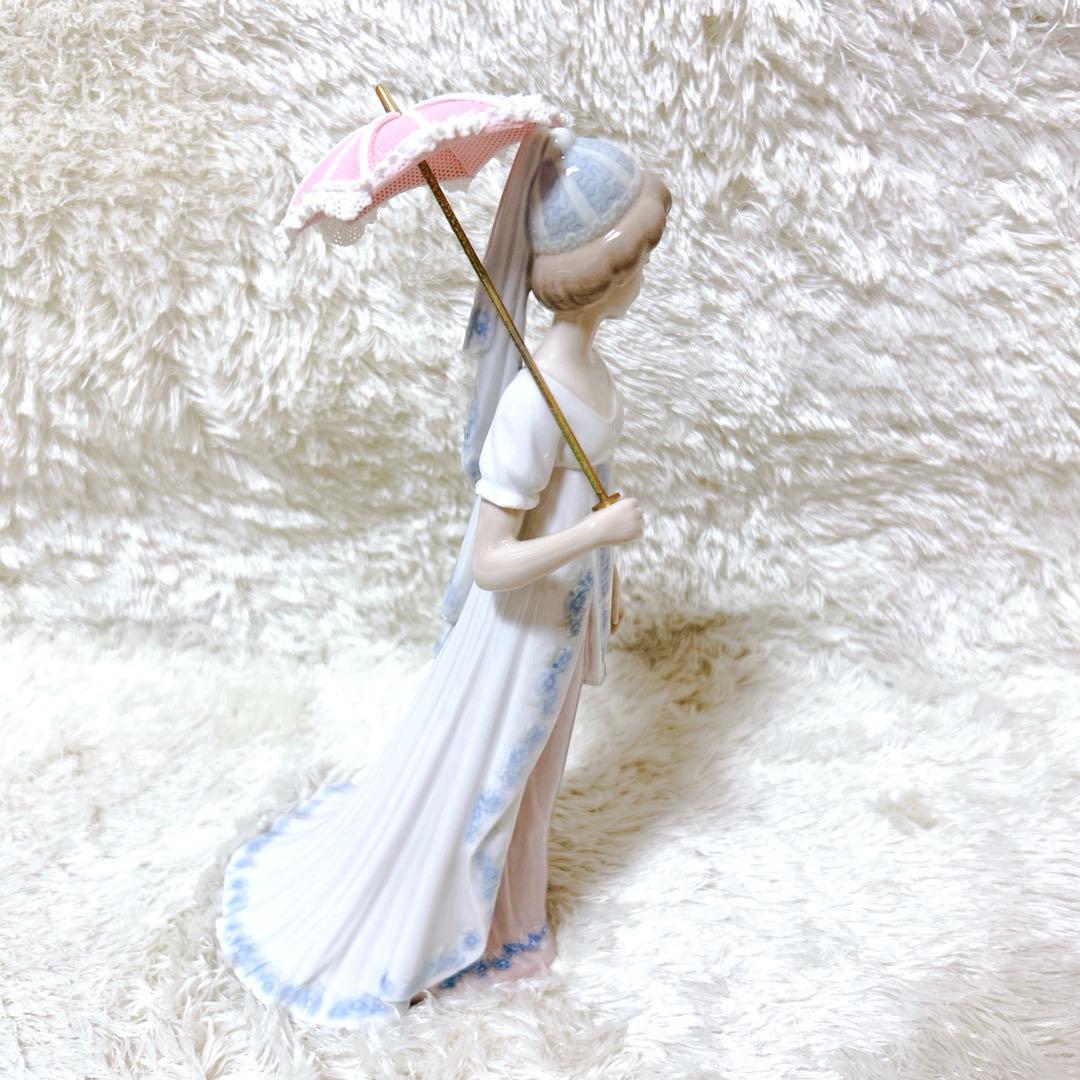 【希少】【美品】　リヤドロ　ベニスの女性　傘をもった女性 パラソル