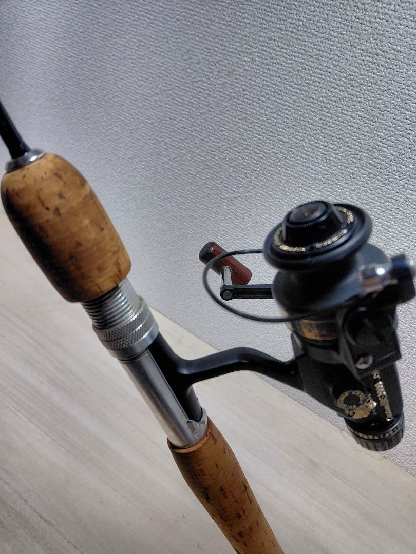 グラスアイ スピニング用 ストレートコルクグリップ オールド