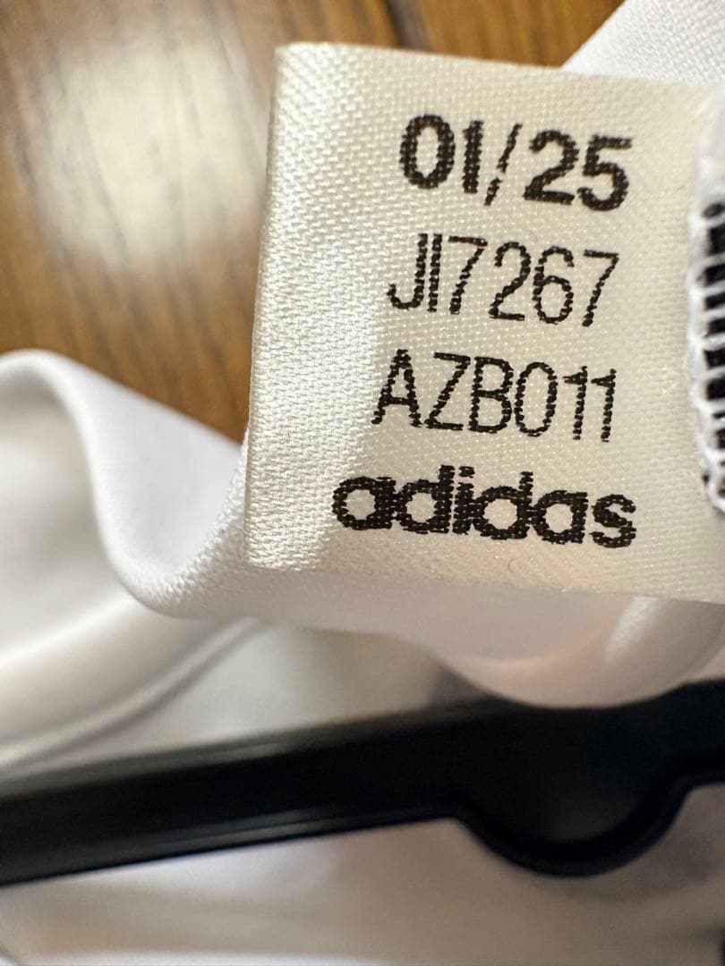 【証明書付き】元アーセナル10番。スミスロウ直筆サインユニフォーム