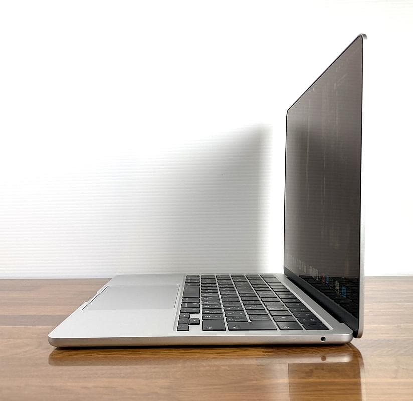 MacBook本体 Apple Macbook Air(2022 M2) 8GB 256GB