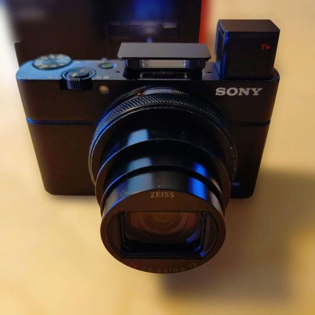 SONY RX100m7 コンパクトデジタルカメラ　SDカード、純正ケース付き