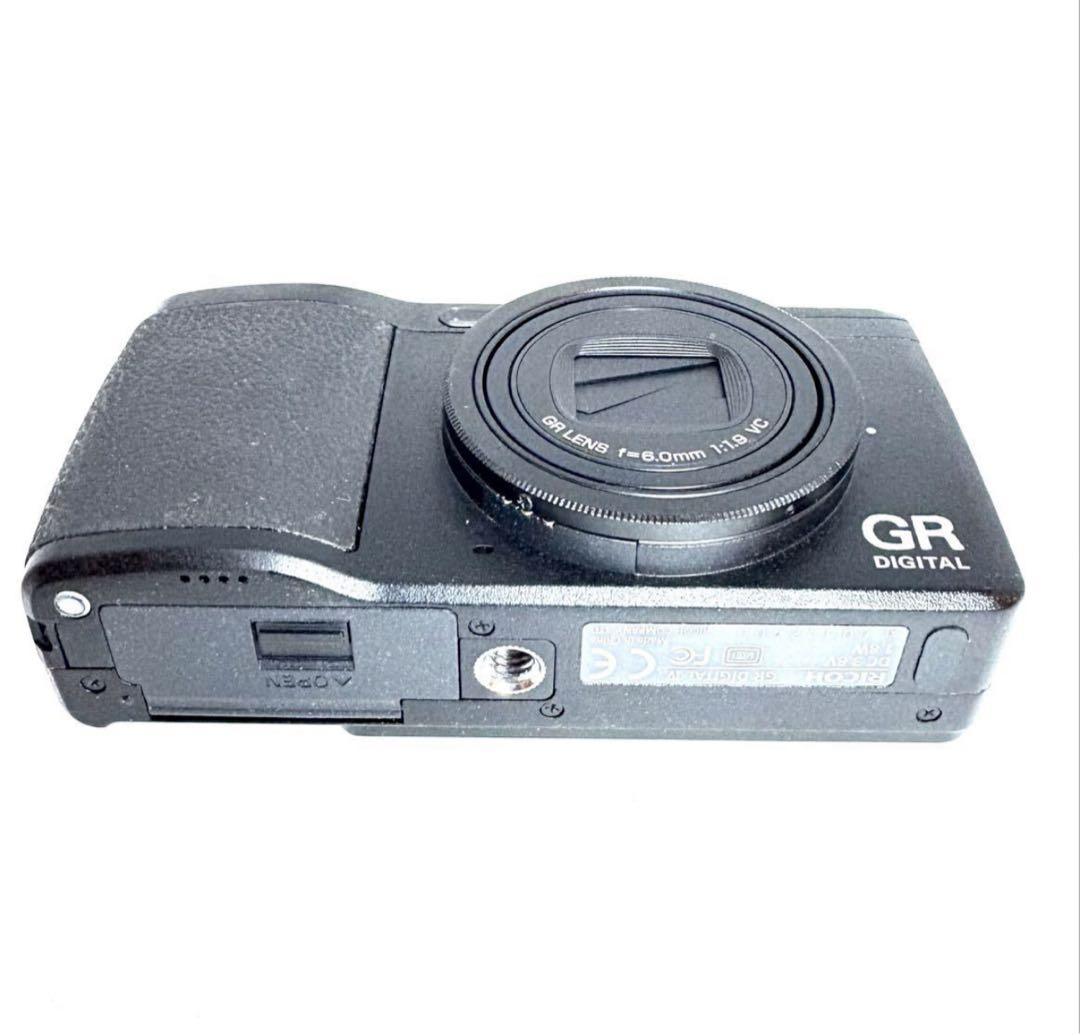 ★美品★S数1841 RICOH GR digital iv 予備バッテリー付き