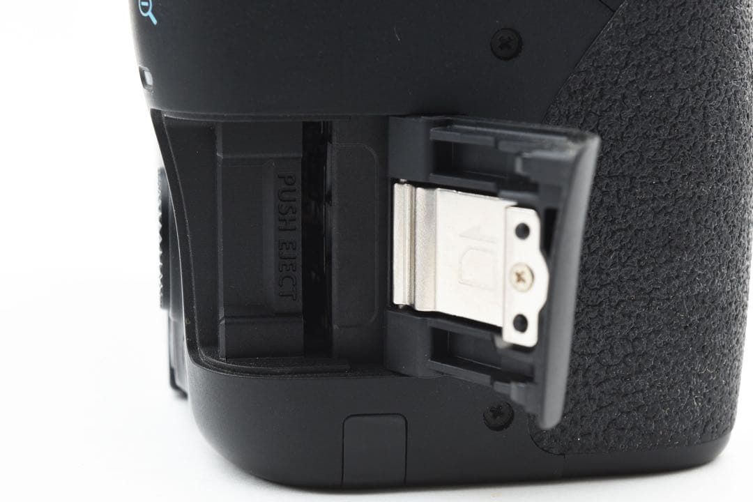 デジタル一眼レフカメラ/Canon EOS Kiss X10iダブルレンズセット