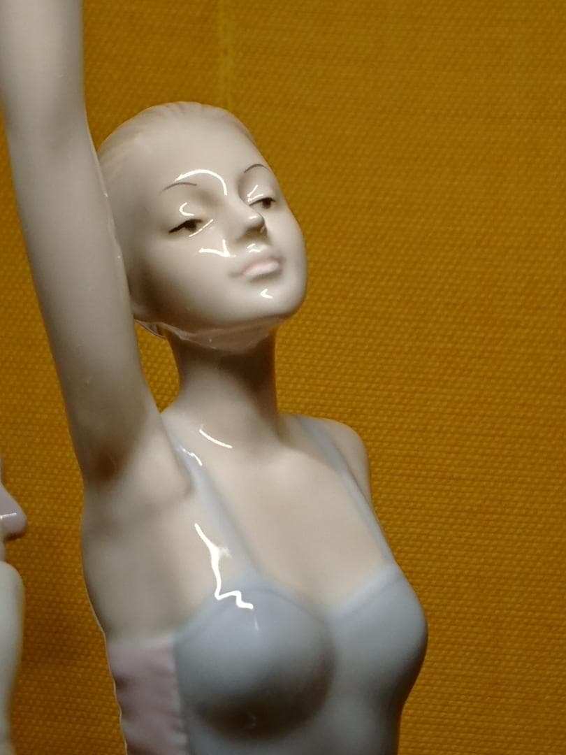 ヨーロッパ　人形　西洋美術　陶器　置物　インテリア　工芸品　美術品　A3010