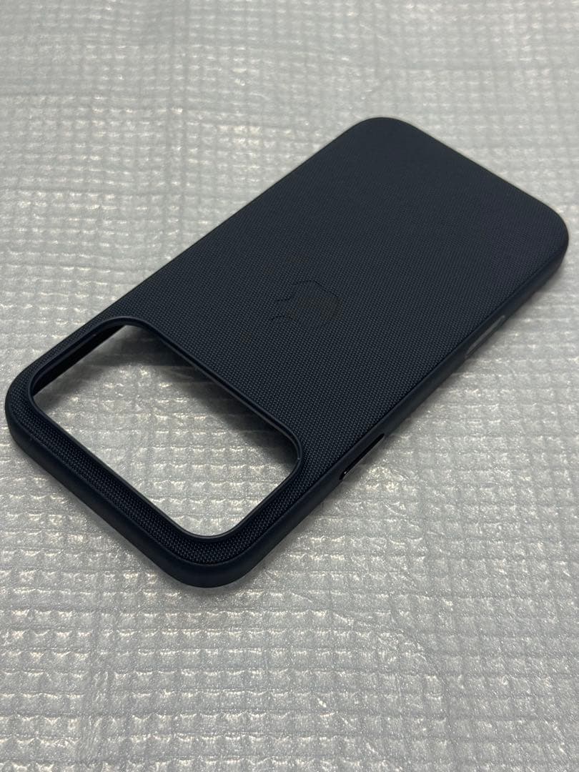 iPhone 17 Pro Max TechWoven Case(開封済み)