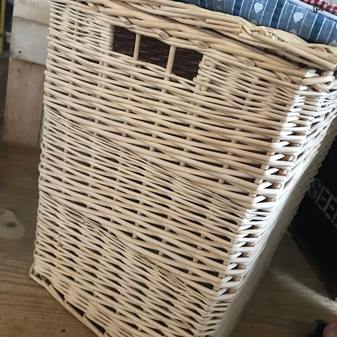 カゴ　バスケット　(手作りビンテージ布付き110×102)