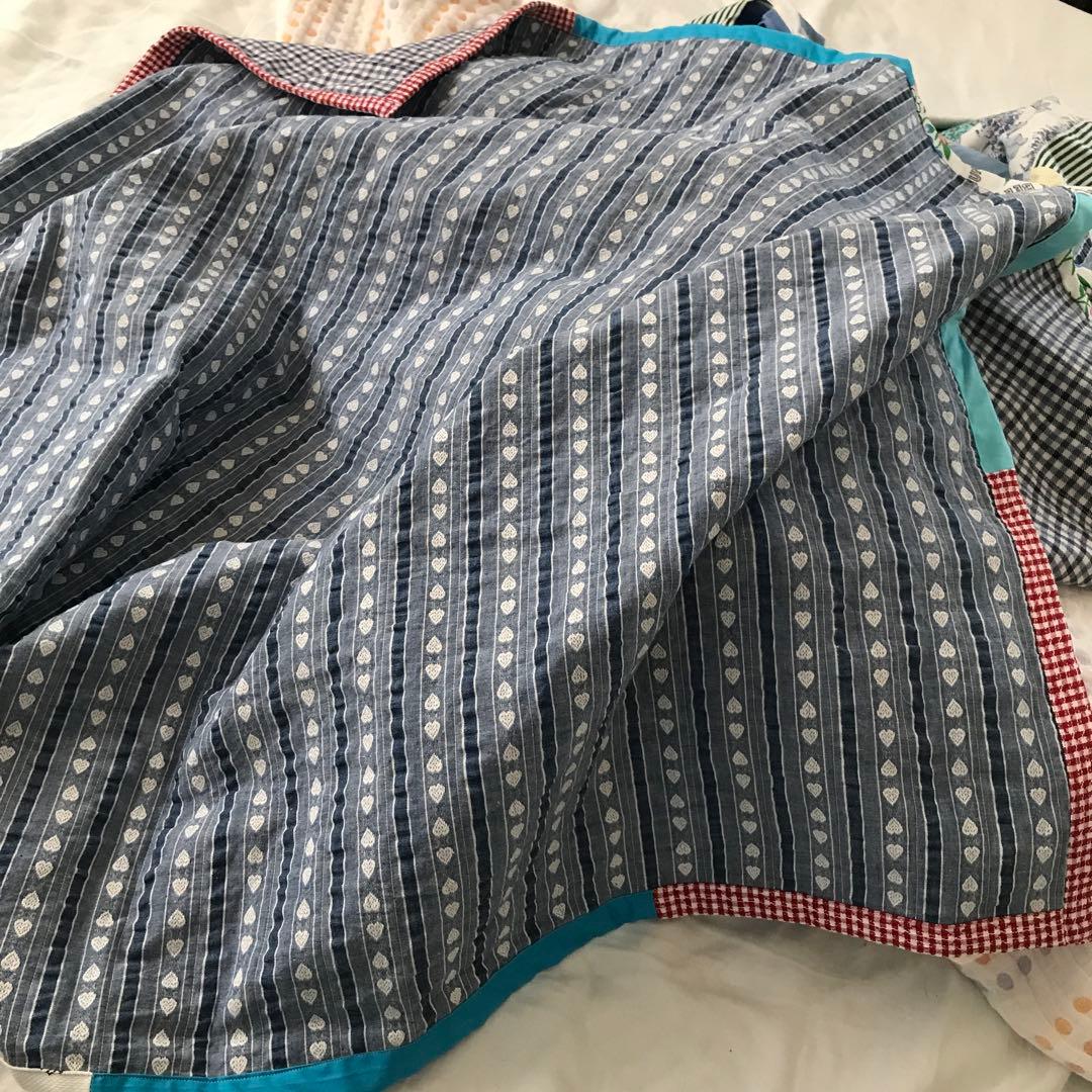 カゴ　バスケット　(手作りビンテージ布付き110×102)