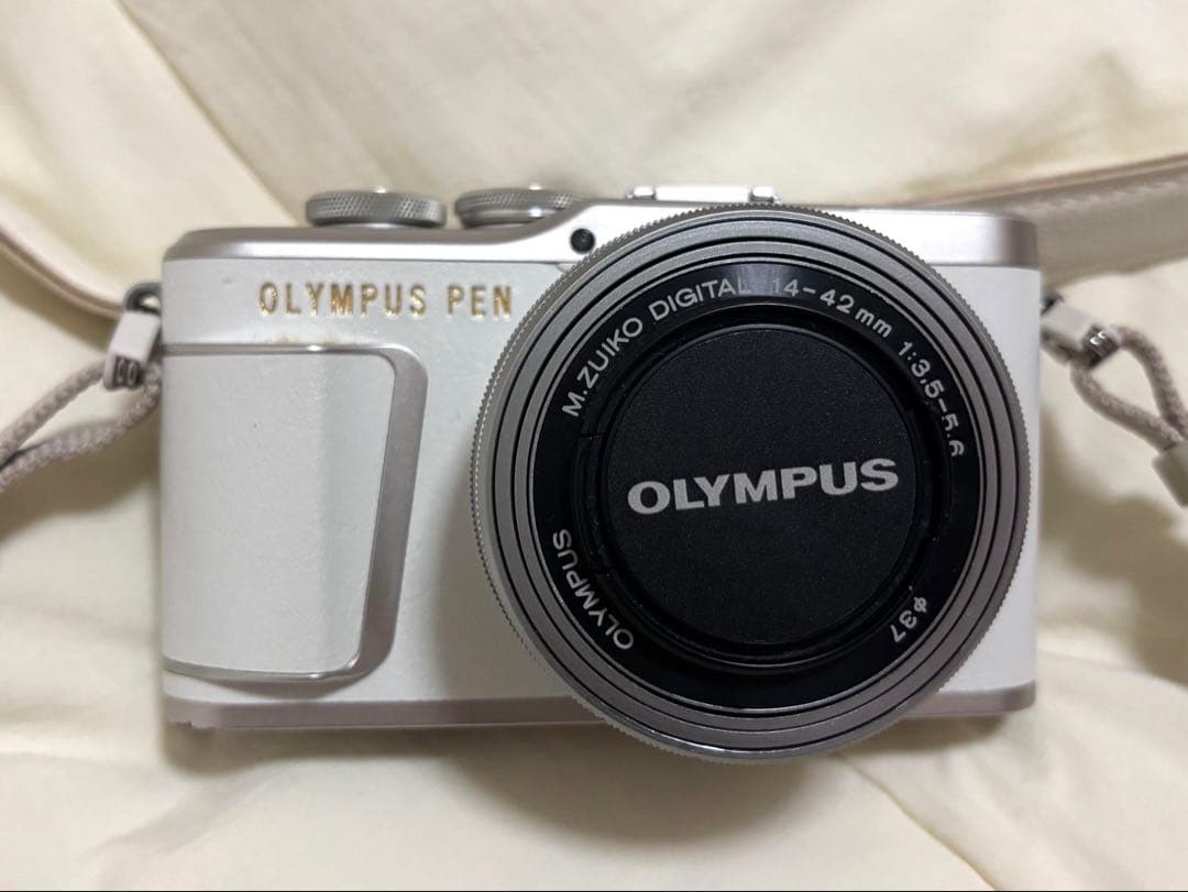 OLYMPUS ミラーレス一眼 PEN E-PL9 ダブルズームキット