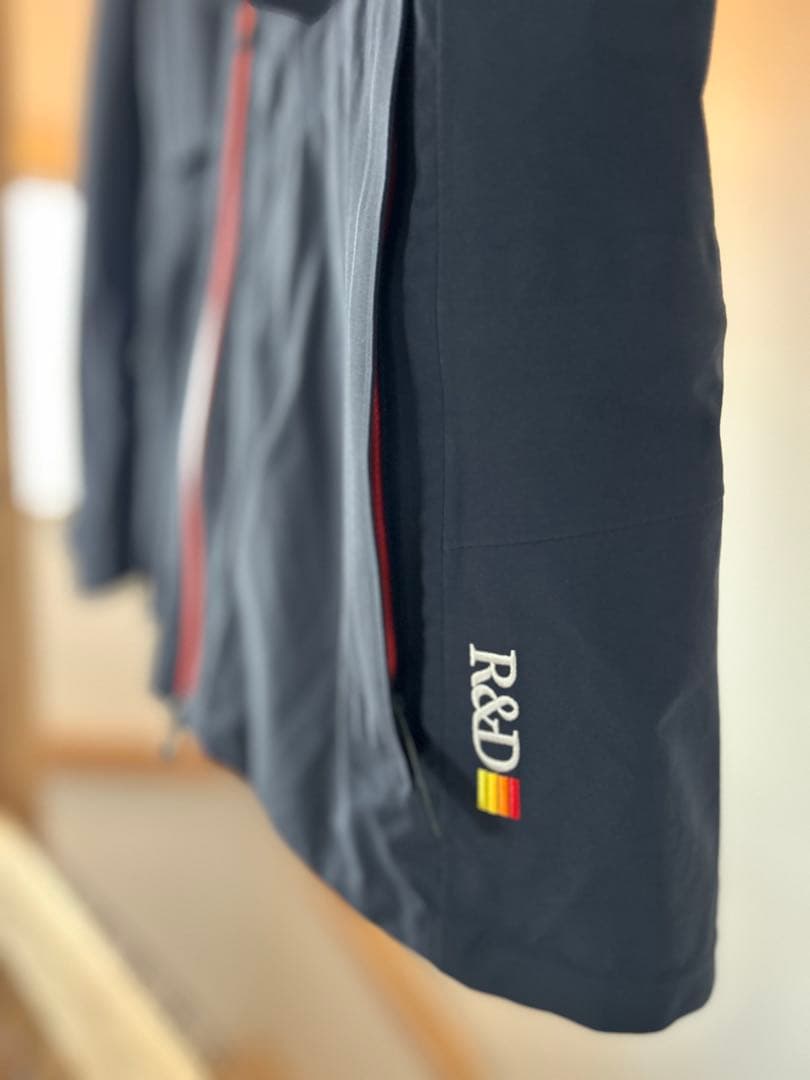 peakperformance ピークパフォーマンス　ゴアテックスジャケット美品