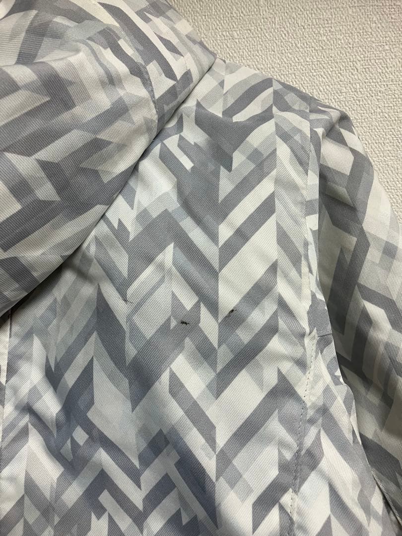 値下げ　Goldwin スキーウェア 上下セット グレー系 ヘリンボーン柄