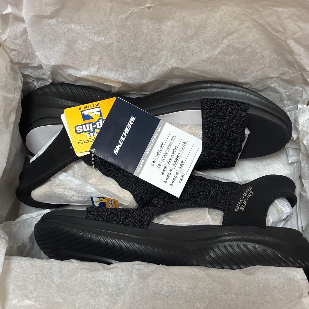新品！SKECHERS スリップインズ　サンダル