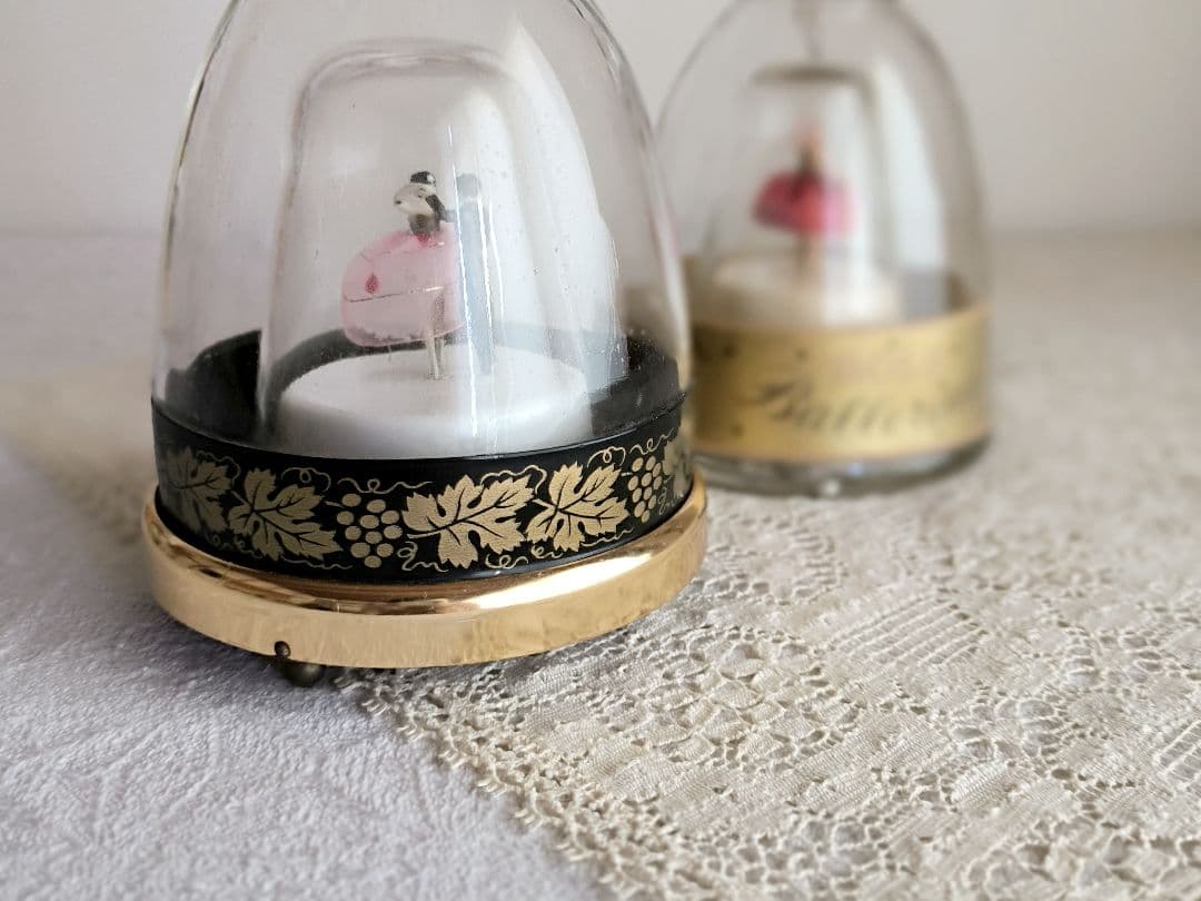 * vintage music box ୨୧ * 夢のような オルゴール (b)