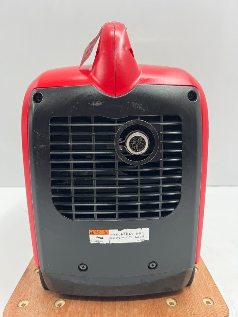 SHINDAIWA 新ダイワ インバーター発電機 iEG900M 動作良好 ♪