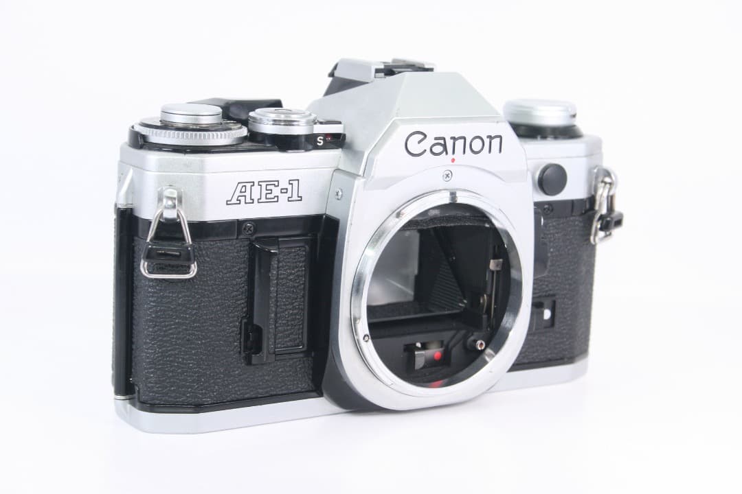 CANON AE-1動作確認済みフィルムカメラ/感動品#318