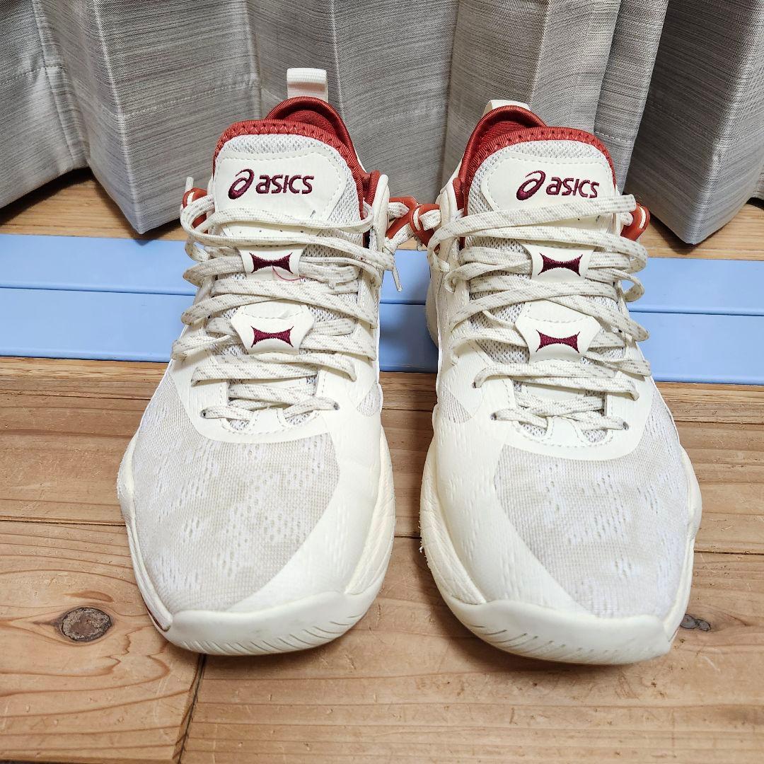 ノヴァサージ asics バスケットボールシューズ ホワイト/レッド