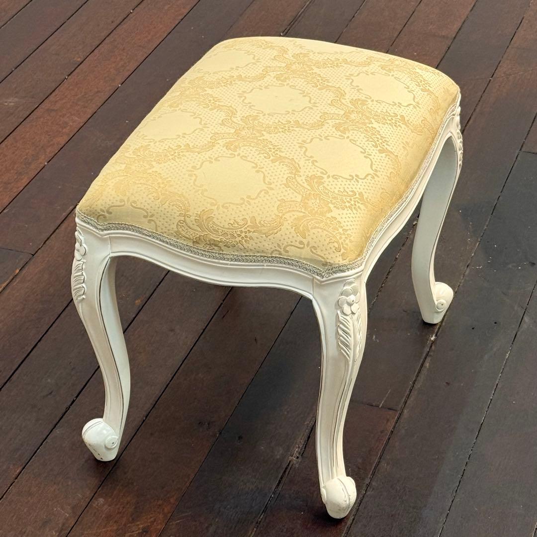 H112K62c クロシオ フランシスカ 猫脚 スツール