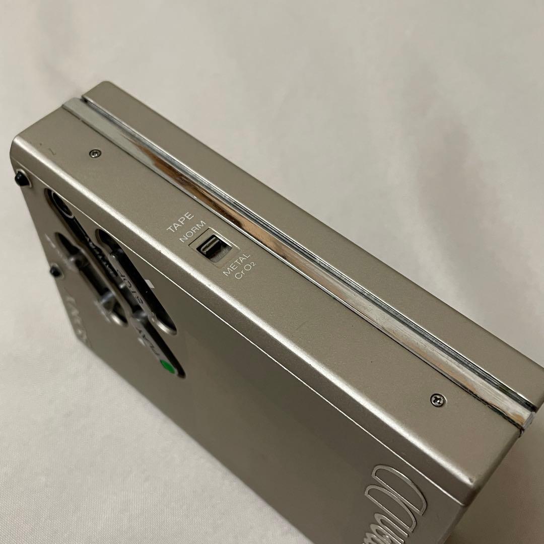 SONY ウォークマンDD カセットプレイヤー 可動品 部品欠けあり