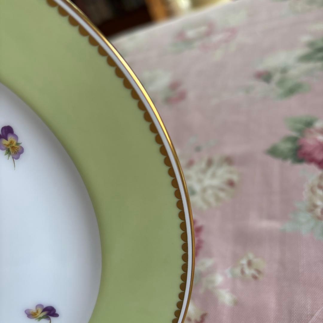 大倉陶園　色蒔きすみれ　プレート　箱あり