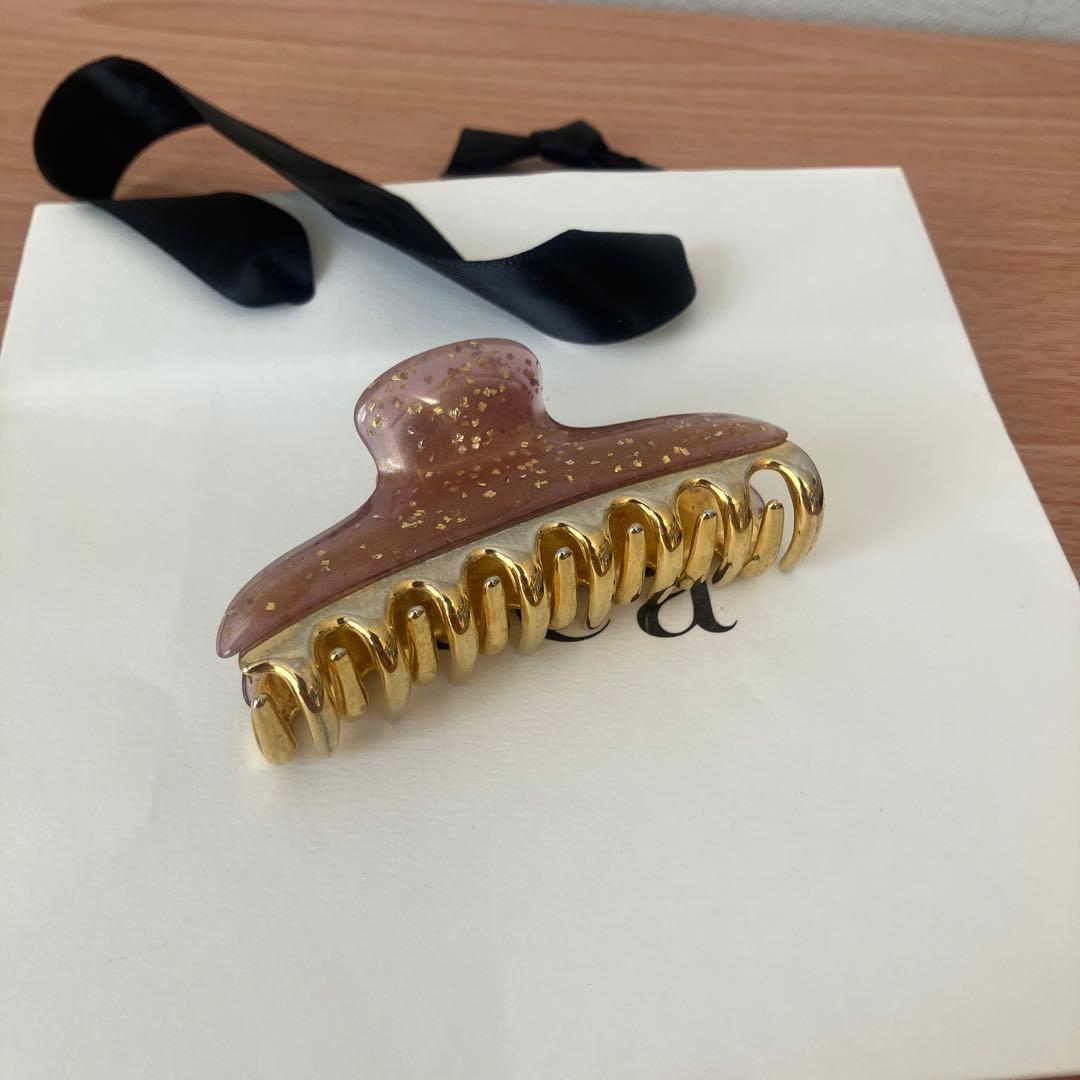 accaヘアクリップ　ラメベージュMサイズ