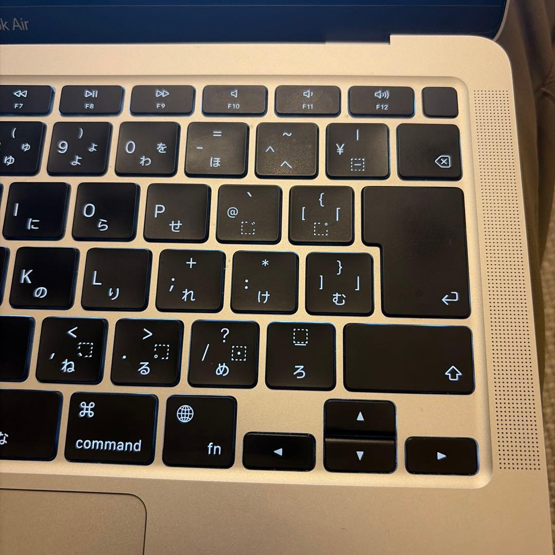 【美品】Apple MacBook Air M1 13.3インチ 256GB