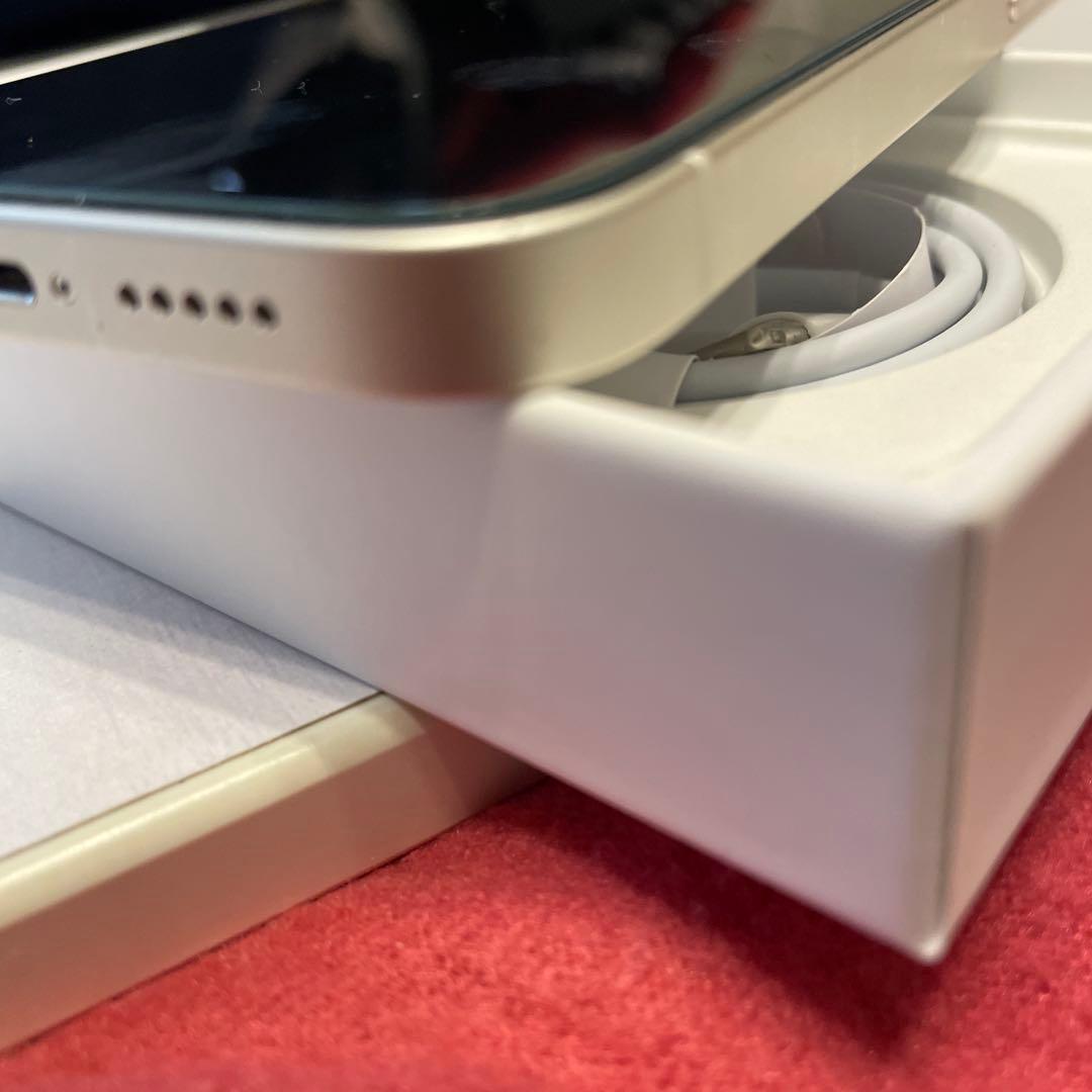 iPhone14 128gb 純正バッテリー100% SIMフリー 修理歴なし