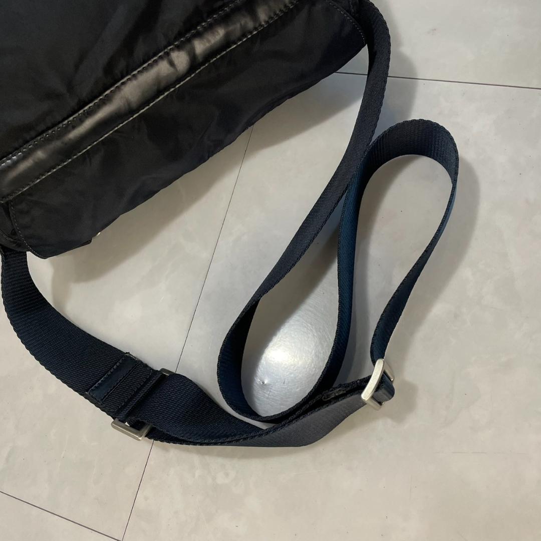 PRADA ショルダーバック プラダ メッセンジャー バッグ BT8994 黒
