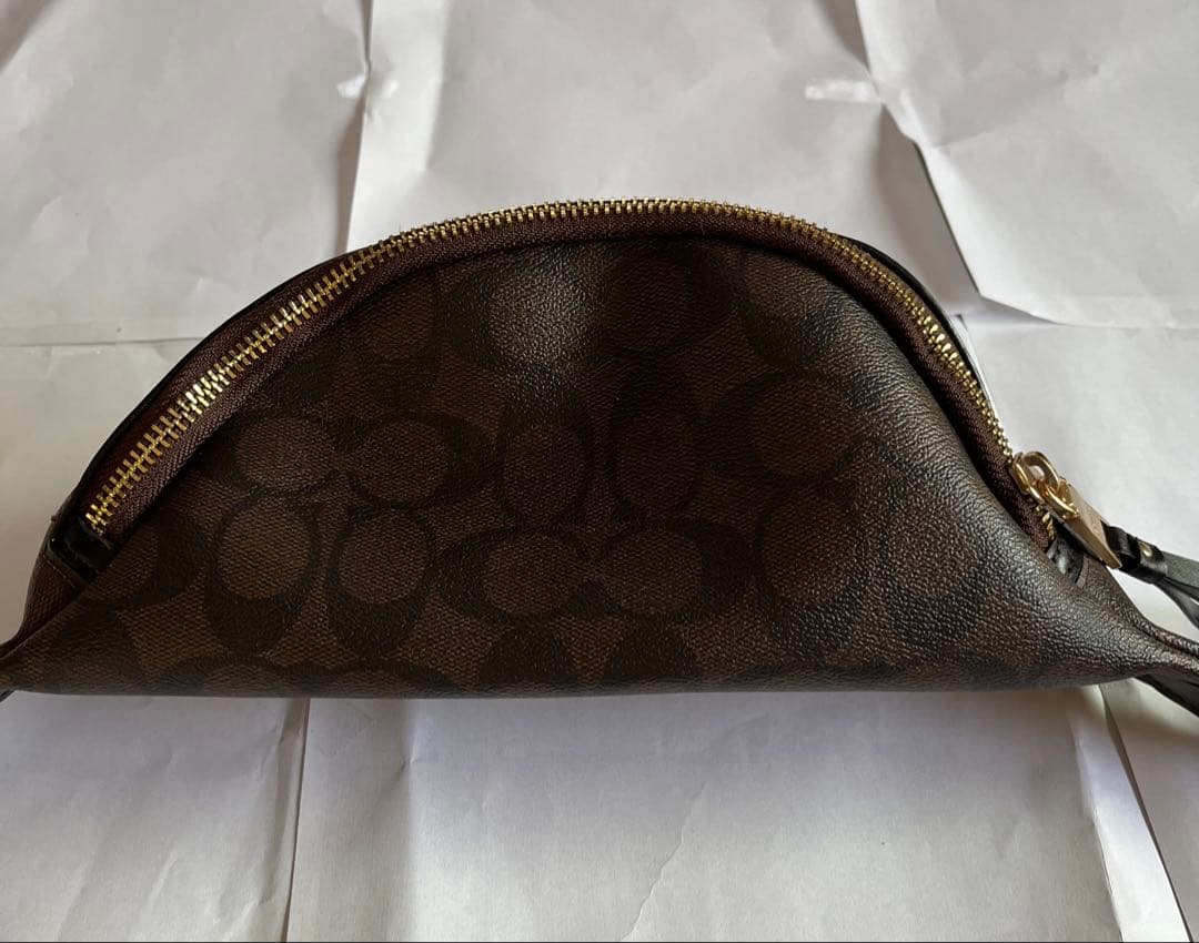 COACH ボディバッグ ブラウン ロゴ